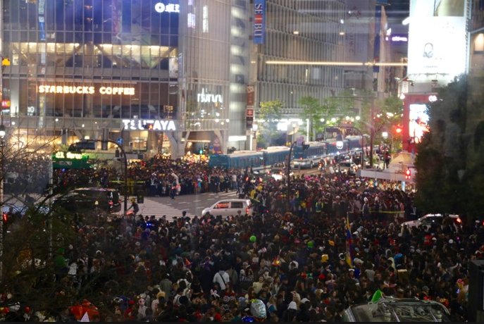readjam_english's tweet image. #Halloween is coming soon! It&apos;s not Japanese event but in recent years a lot of Japanese people dress up and get together in #Shibuya.