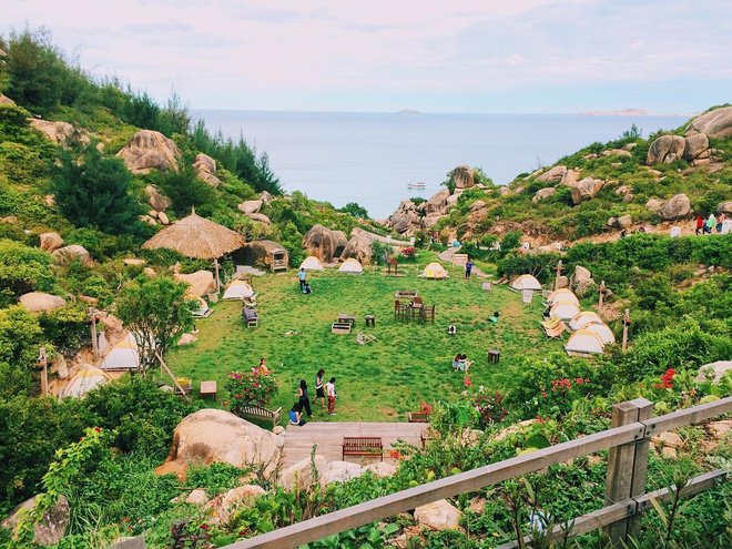 auroraquynhon's tweet photo. Picnic area of #TrungLuongBeach. #Quynhon #journey #discover https://t.co/zZrOkJqtIQ