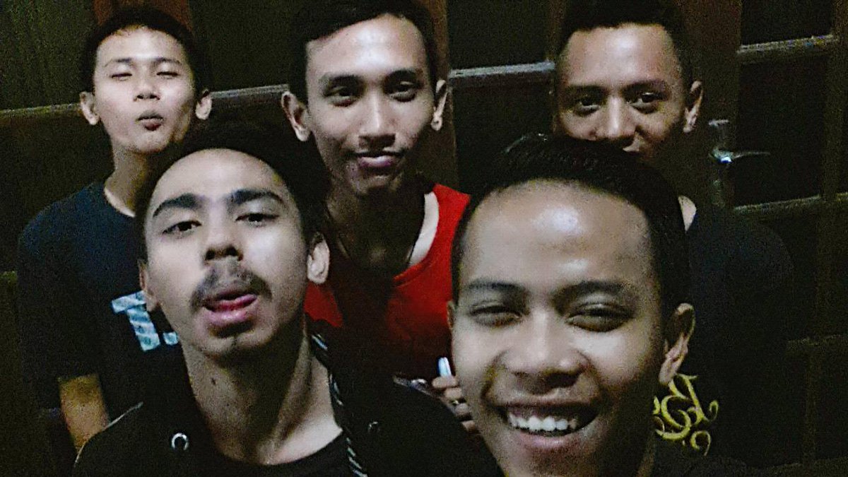 DennisMLN's tweet photo. enakin aja lah yah  😊 https://t.co/EXeFlGJyN2