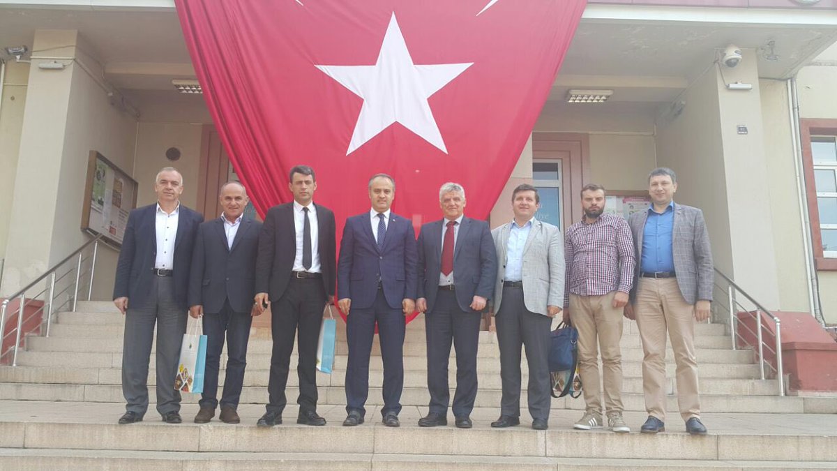 Alinuraktas70's tweet photo. Sancak Tutin Belediye Başkanı ve heyetini ağırladık. İnegölü ve ticari potansiyeli konuştuk. https://t.co/1so7iKE0wj