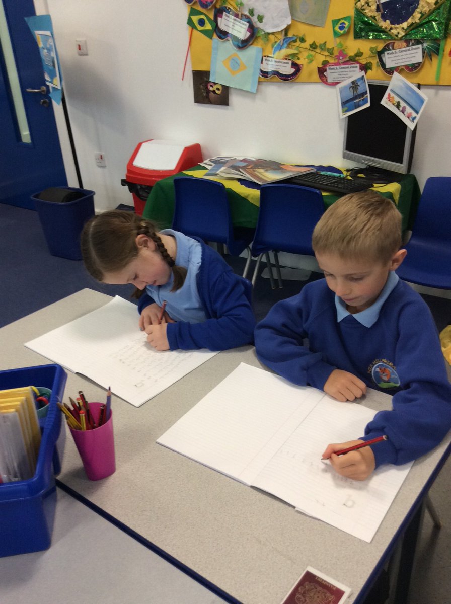 MissBarlowY2's tweet photo. Amazing start to a rainy Tuesday morning in Y1/2. We are practising our handwriting ๐๐ #ambitiontoachieve @FoxHillLearning https://t.co/B782wByN2L