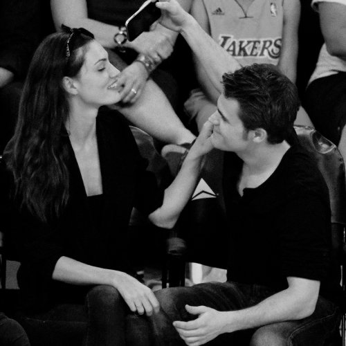 otpwords's tweet photo. "We’ve been together for a while and we’re very in love, that's all I have to say."

(Paul Wesley/Phoebe Tonkin) https://t.co/bd5nnKyoiC
