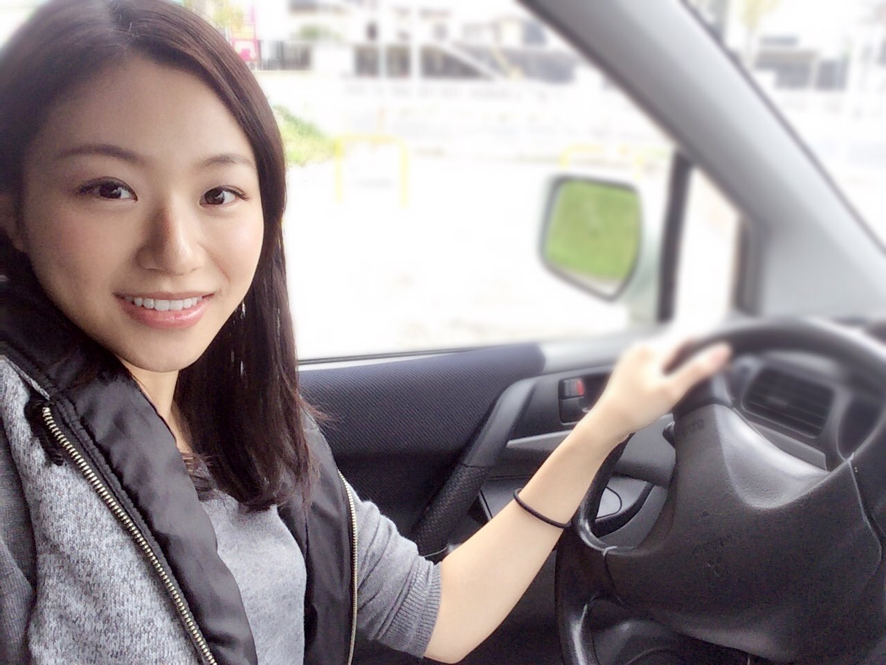 長谷川奈央 車運転した でら久しぶりすぎて 緊張したよ 笑 T Co Churtfx70r Twitter