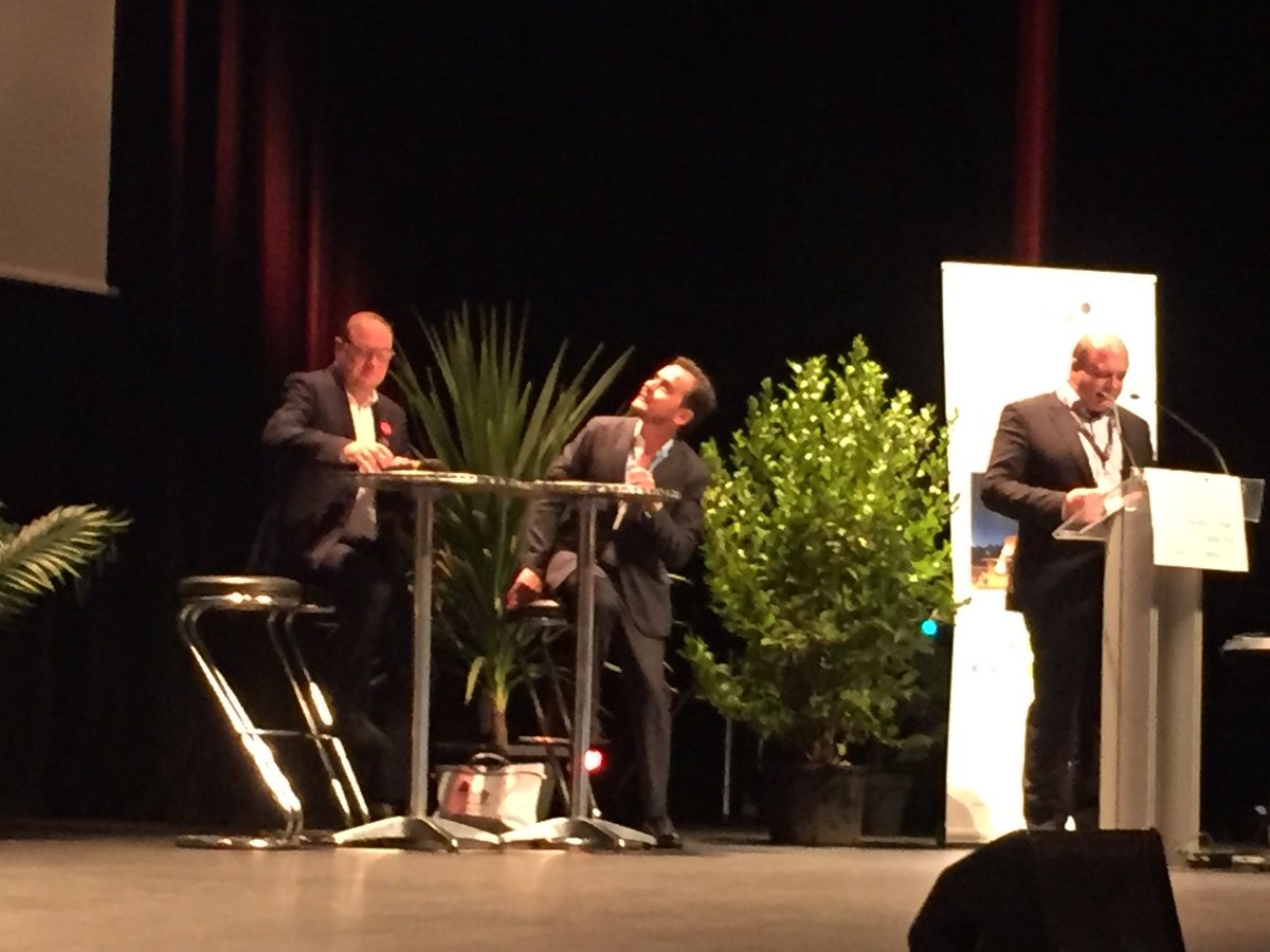Début de l'atelier hôtels du #congresgni2016 avec @jbpieri76 du @GNI_SYNHORCAT Emmanuel et Pascal !