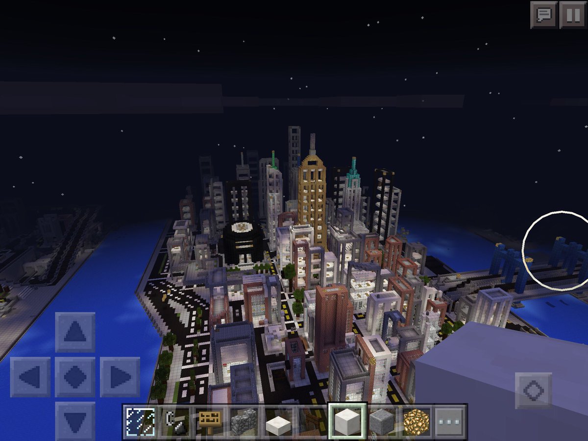 NYC_Minecraft's tweet photo. #MCPE #nyc #minecraft https://t.co/2Gp3JVnOSc
