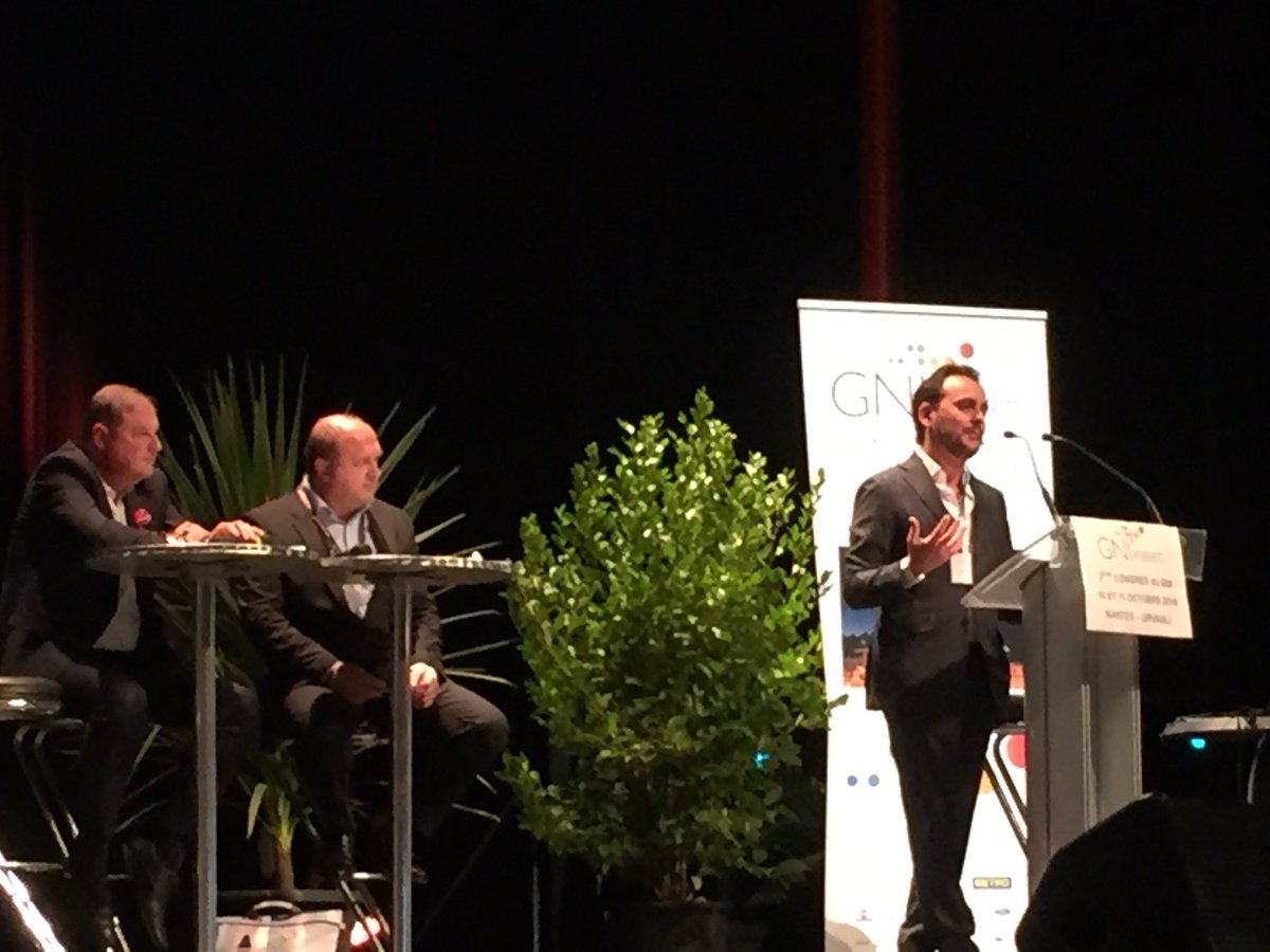 @jbpieri76 au #congresGNI2016 : le GNI face aux OTAs. Deux luttes principales: la parité tarifaire et le #brandjacking.