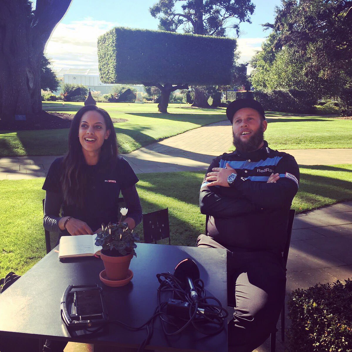 SkySportsGolf's tweet photo. Missed our chat with @BeefGolf at the #BritishMasters on Facebook? Catch it here: https://t.co/meFWBsaEN8 @hennizuel #GolfonSky https://t.co/in014VrvwY