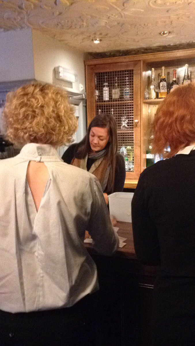 ExperienceGford's tweet photo. Fab Engage Guildford Networking meeting! Thanks to everyone who came along and to @ThreePigeonsGF for hosting! #Guildford #Networking #BID https://t.co/rOZ078wSyA