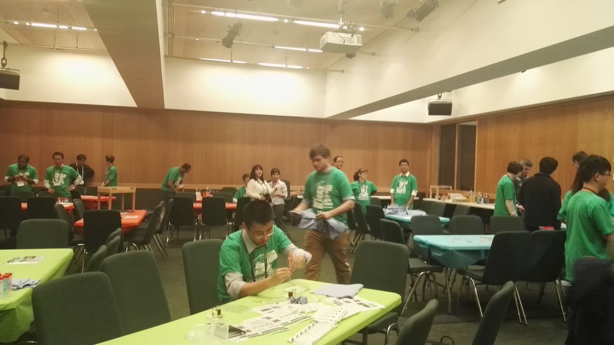 MicroTAS2016's tweet photo. The 20th MicroTAS sees the first ever #outreach event for local #schools great concept from @nicolepamme #microtas2016 https://t.co/OZfYYyUqZY