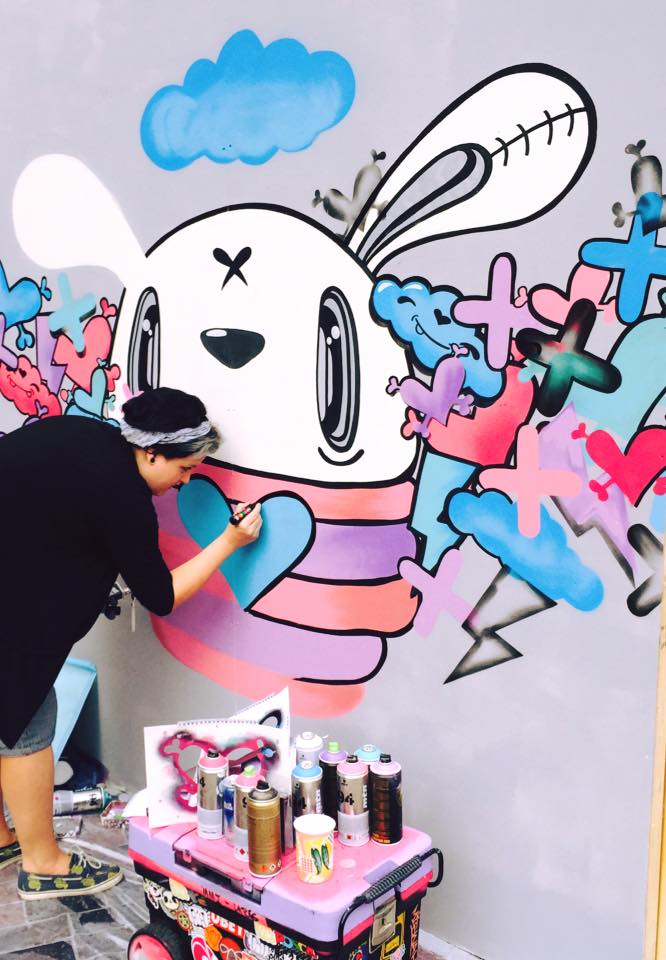 EvansArtShop's tweet photo. Very excited to have @misswahofficial with us Wednesday of next week (19th) demonstrating POSCA Paint Markers!! https://t.co/h6lqXdOr9G