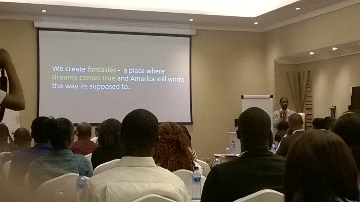 ivendigital's tweet photo. @zionnie is still at it. Define your statement of value to your target audience. #CACS2016 #DigitalMarketing https://t.co/EFb0Ukhtfx