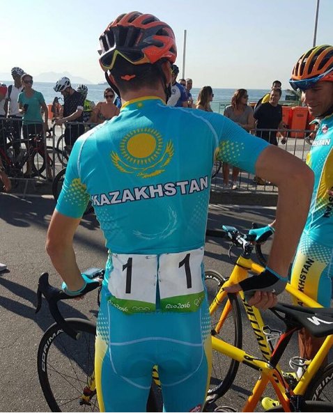 MoaSport's tweet photo. We're proud to support national team of #Kazakhstan even at #UCIDoha2016.

удачи Dmitriy, Ruslan, Arman и Alexey! @AstanaTeam #cycling https://t.co/xwCaKf72Na