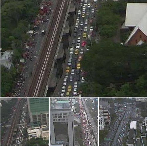 17.43น. ถ.สาทรใต้ รับศึกหนัก!  รถติด
หลังจาก ถ.สีลม หน้าวัดแขก ปิดจราจร!

รอขึ้นสะพานตากสิน ไปฝั่งธนบุรี ท้ายอยู่แยกวิทยุ-พระราม 4
cr.longdo