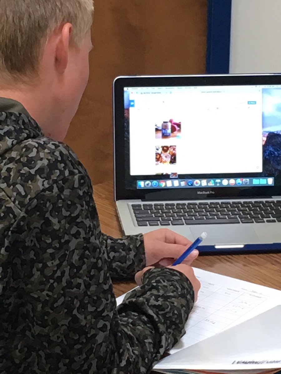 EmilyKrummel's tweet photo. Buying and selling today in Algebra 1 #percentchange #discounts #markups https://t.co/tShFzYhPe5