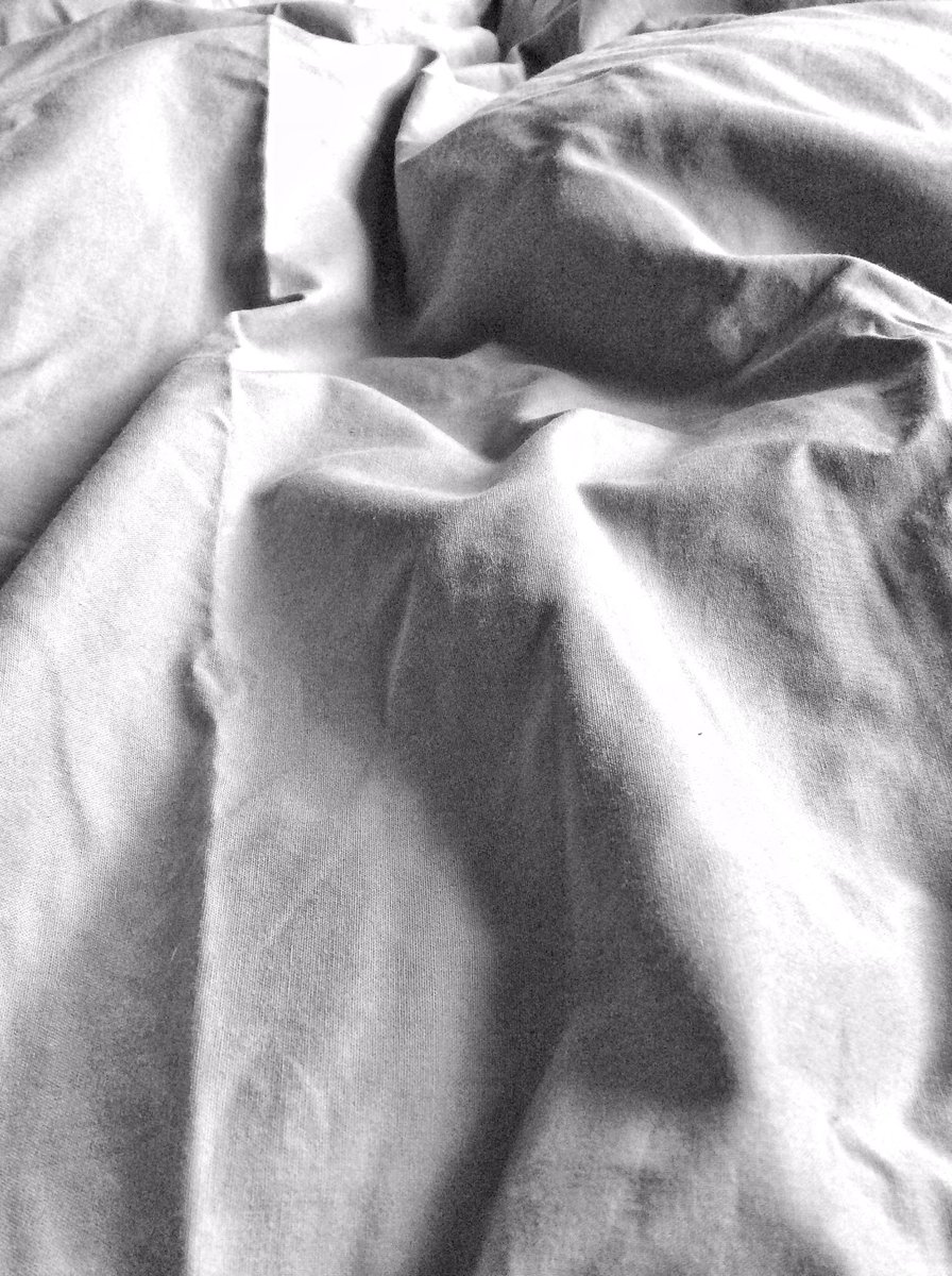 KatrienSees's tweet photo. fresh sheets pleasure https://t.co/wyKL6ASHVX