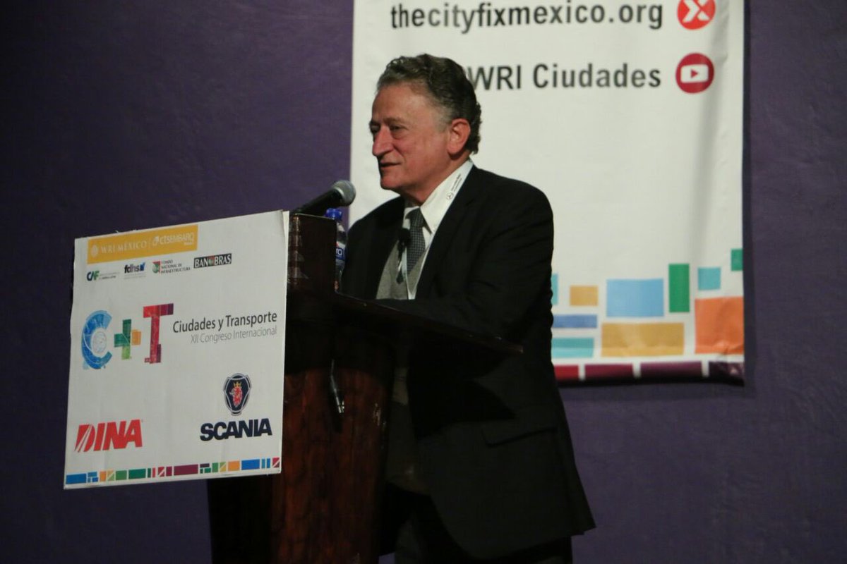 "El nuevo aeropuerto #NAICM está diseñándose para ser ampliamente sustentable" Carlos Mier y Terán de <a href="/Banobras_mx/">Banobras</a>