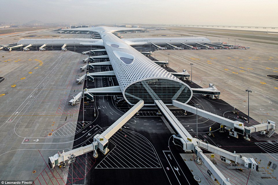 air_port_codes's tweet image. The World's Most Spectacular #Airports.
So Beautiful you’ll WANT to be delayed!!!!!
#LESSBORING #AWESOME
dailymail.co.uk/travel/travel_…