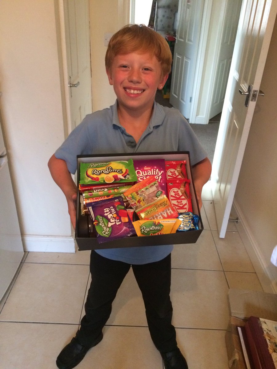 TracyLund21's tweet photo. Liam won the raffle today following the big read. He is so happy @acombexplore @Wfieldyr5 https://t.co/l1IApLBo8z