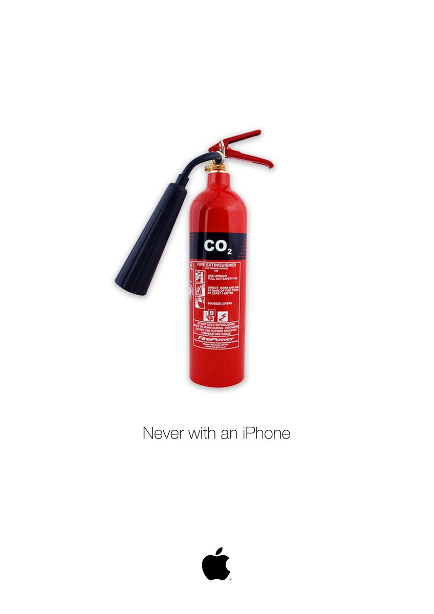 ashwillcreate's tweet photo. Quick response to the news of the @SamsungMobile Galaxy Note 7 catching fire everywhere #notwithaniphone #SamsungGalaxyNote7 #hireus https://t.co/Wx0kdVdYI9