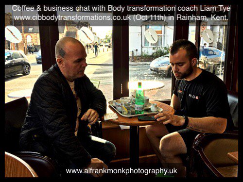 alfrankmonk's tweet photo. #TitleFx #vlogking #MarketingDigital #VIDEO #business #FlipFlopPsycho with Liam Tye of https://t.co/0FFJ2X74N4 https://t.co/mH2Fo43Kps