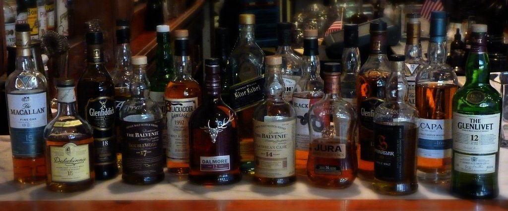 stantongreenedc's tweet photo. New at S&amp;G: Mondays from 4pm-close ALL Scotch #Whisky 50% off! Check out our list https://t.co/gjea0cEFaF  @dcwhisky @ManTalkFood @dietsch https://t.co/TmrEorxOQS