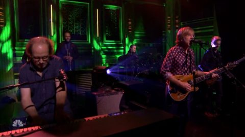 DMNdotcom's tweet image. Phish Returns To ‘Tonight Show Starring Jimmy Fallon’ -  feedproxy.google.com/~r/Jambase/~3/…
