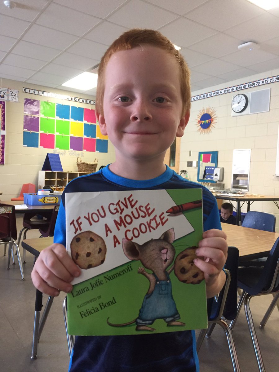 #loveliteracyfridays #readitmakeit #bringbookstolife #ifyougiveamouseacookie #1W @SDMAOnline @RH_Elementary