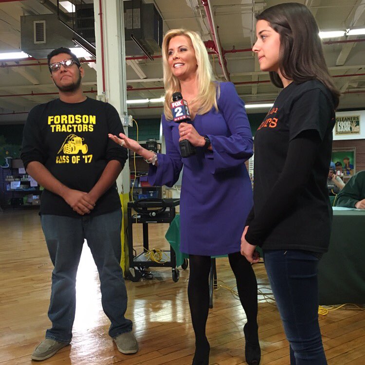 SchoolLifeD's tweet photo. "Battle Against Hunger" in spotlight "live" on Fox 2 this morning! #PTL #carrytheflag #BAH2016 https://t.co/3iqhGqNIBb