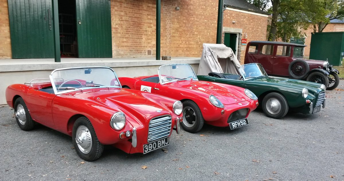 A trio of Berkeleys <a href="/BicesterH/">Bicester Heritage</a>