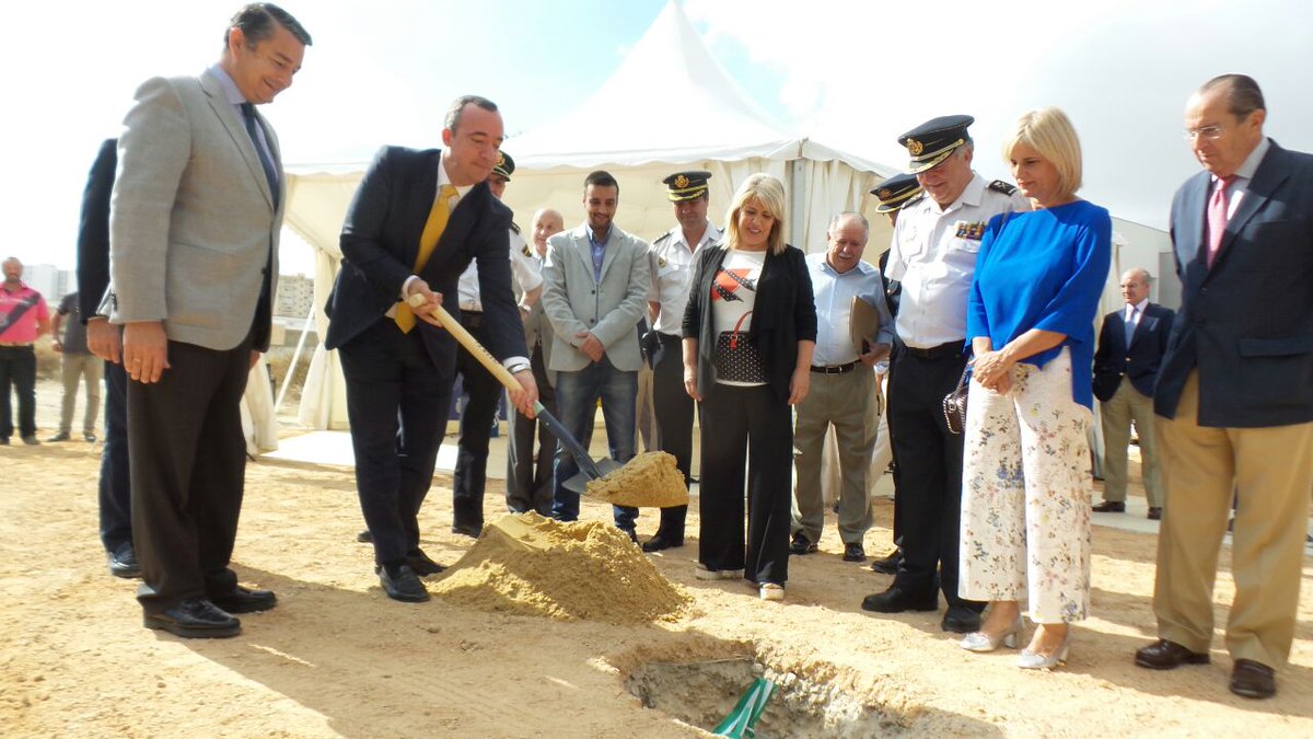 interiorgob's tweet photo. Arranca la construcción de la nueva Comisaría de @policia de #Jerez. Está previsto que las obras duren dos años https://t.co/wfLC8zP718