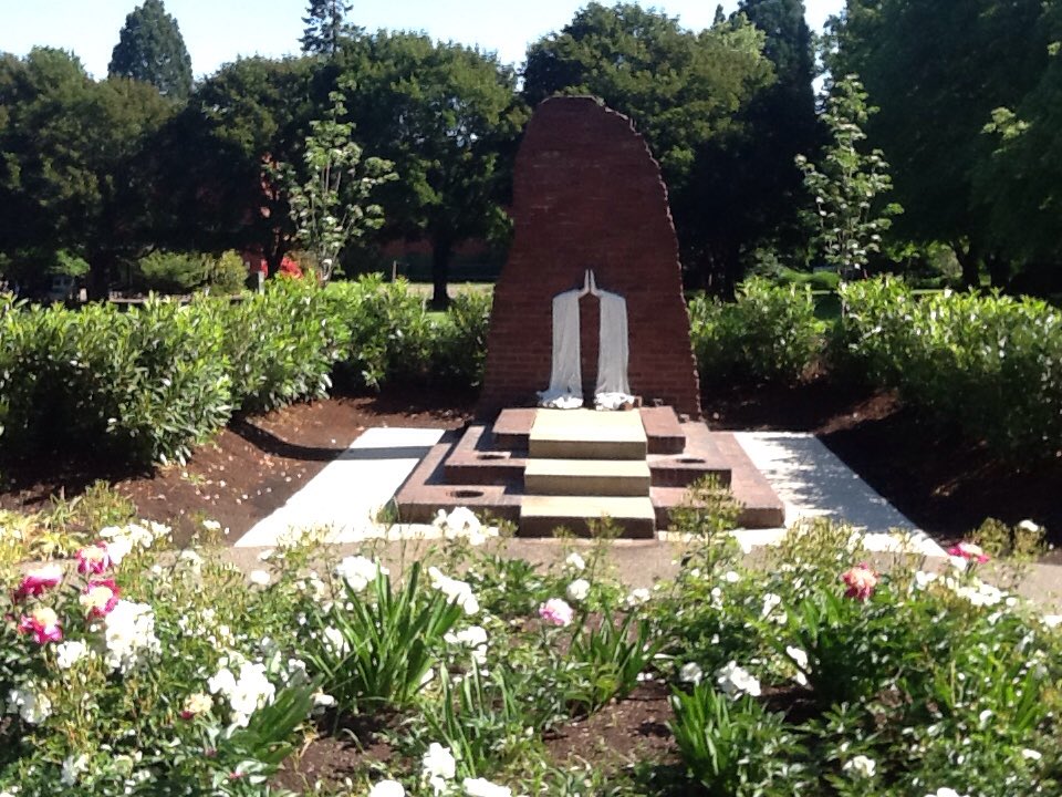 SpragueASPIREOR's tweet photo. .Excited to have @UPortland visiting our campus @SpragueASPIREOR Center today. #nicecampus https://t.co/MhL6K3cfZc