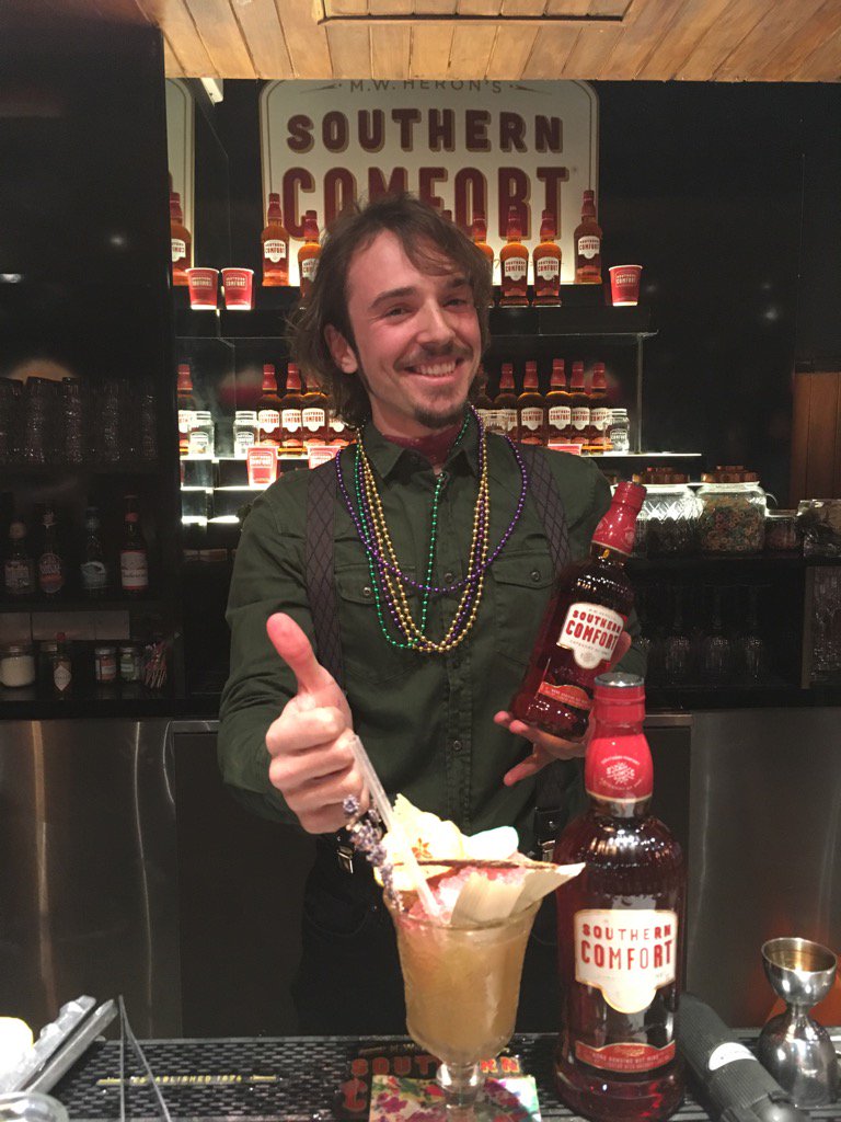 The standard is staying high <a href="/CahootsLondon/">Cahoots</a> #SouthernShowdown #SouthernComfortUK