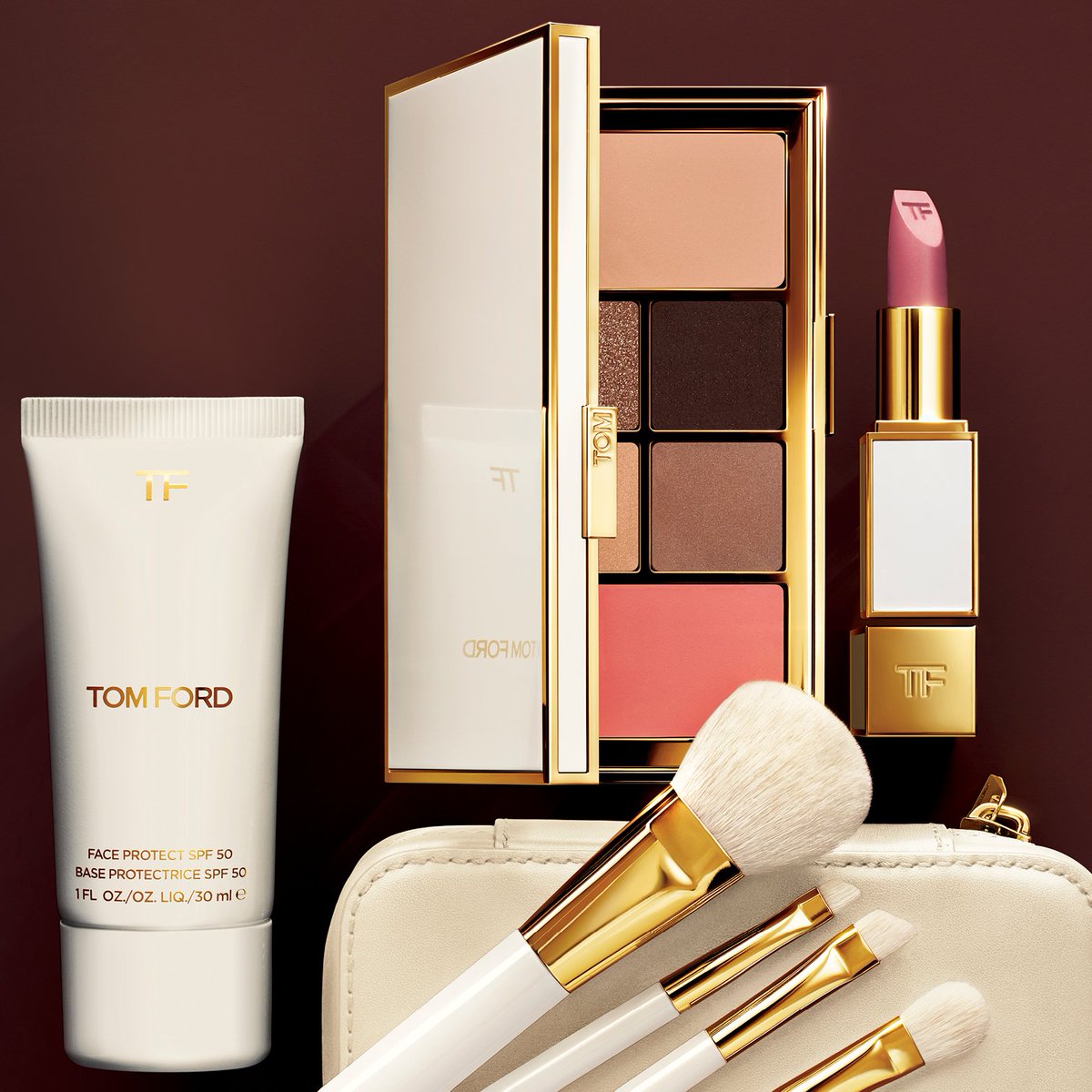 Introducing new TOM FORD Soleil Lip Foil, Dry Body Oil, coordinating Eye and Cheek Palettes and more. 
tmfrd.co/WinterSoleil
#TOMFORD