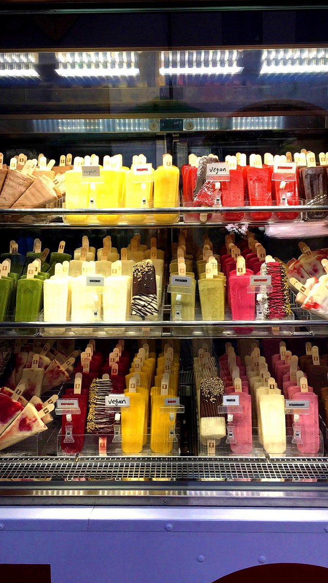 cintakuzy's tweet image. Wondering if too many choices can be a bad thing #DeliciousFest #LosAngeles @lovepop