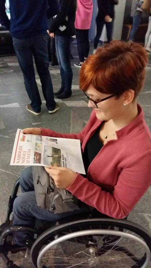 barba_na's tweet photo. Students read #WorldsBestNews 5 days at   #UniLj in Slovenia @MZZRS @europeaid #SDG https://t.co/tXaobTL8Oh