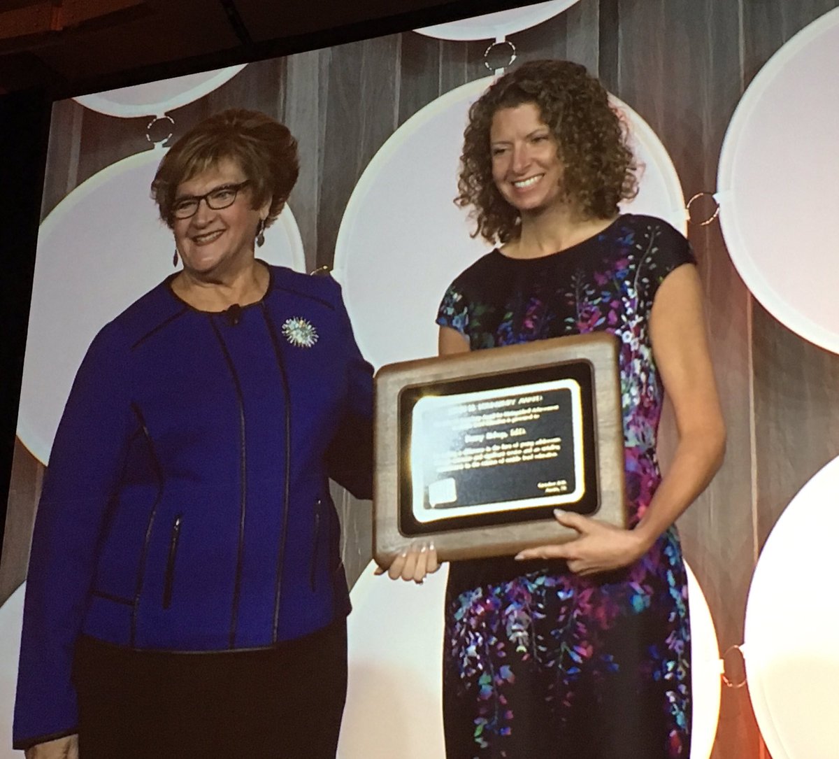 chriscook3333's tweet photo. The John H. Lounsbury Award winner, Dr. Penny Bishop--positively impacting middle grades education!! #mlersig https://t.co/xLVqTXyvtz