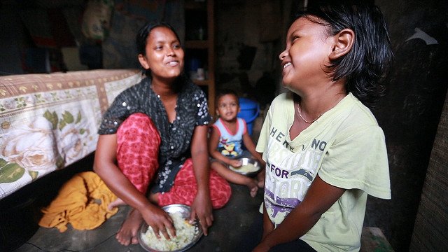 BrighterDawns's tweet photo. Happy Intl Day of the Girl! Today we recognize girls’ rights &amp; the unique challenges girls face around the world. #DayoftheGirl #IDG2016 https://t.co/jDOXxLUDQs