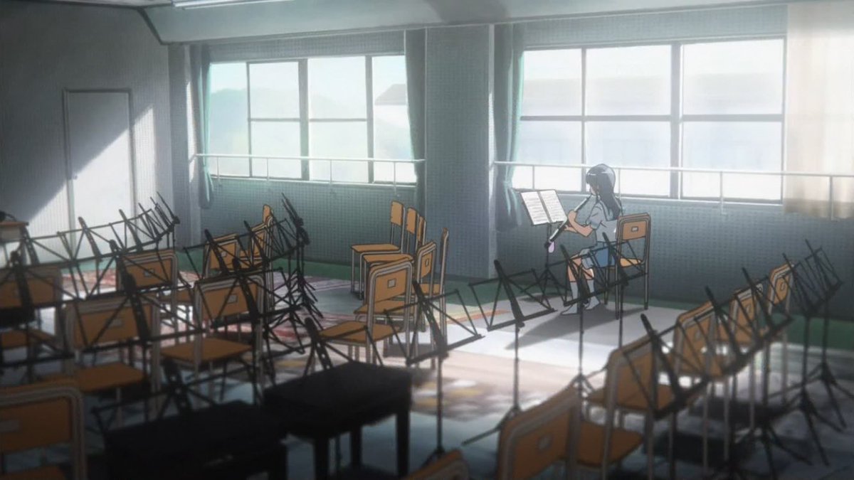 伊藤つくし 響け ユーフォニアム２ 1話 誰よりも早く音楽室に来て 夕方遅くまで練習しているみぞれ 吹部全員のやる気の出ているのは分かるが ここまで自分の時間を削って練習する気持ちとは何なのか 何となく家族交流大丈夫なのか とか余計な心配を