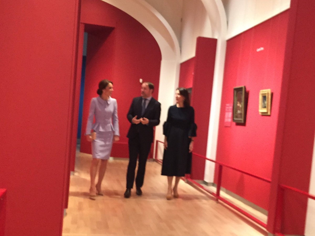 TRHGreatBritain's tweet image. A look at the British Royal Collection Trust exhibition At Home in Holland #RoyalVisitNetherlands