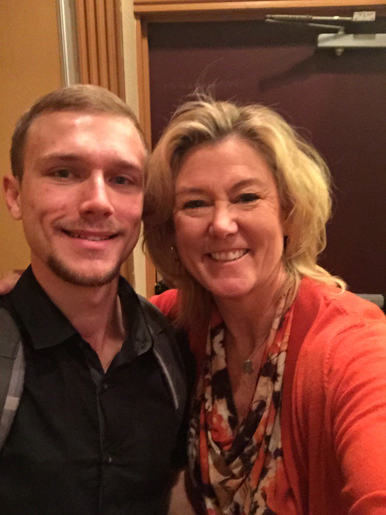 Thx A62 barista champ Travis! Kicked off A62 SM Summit, 👍🏼start today #tobeapartner <a href="/starbucksprtnrs/">Starbucks Partners</a> <a href="/tomfergusonla/">tom ferguson</a>
