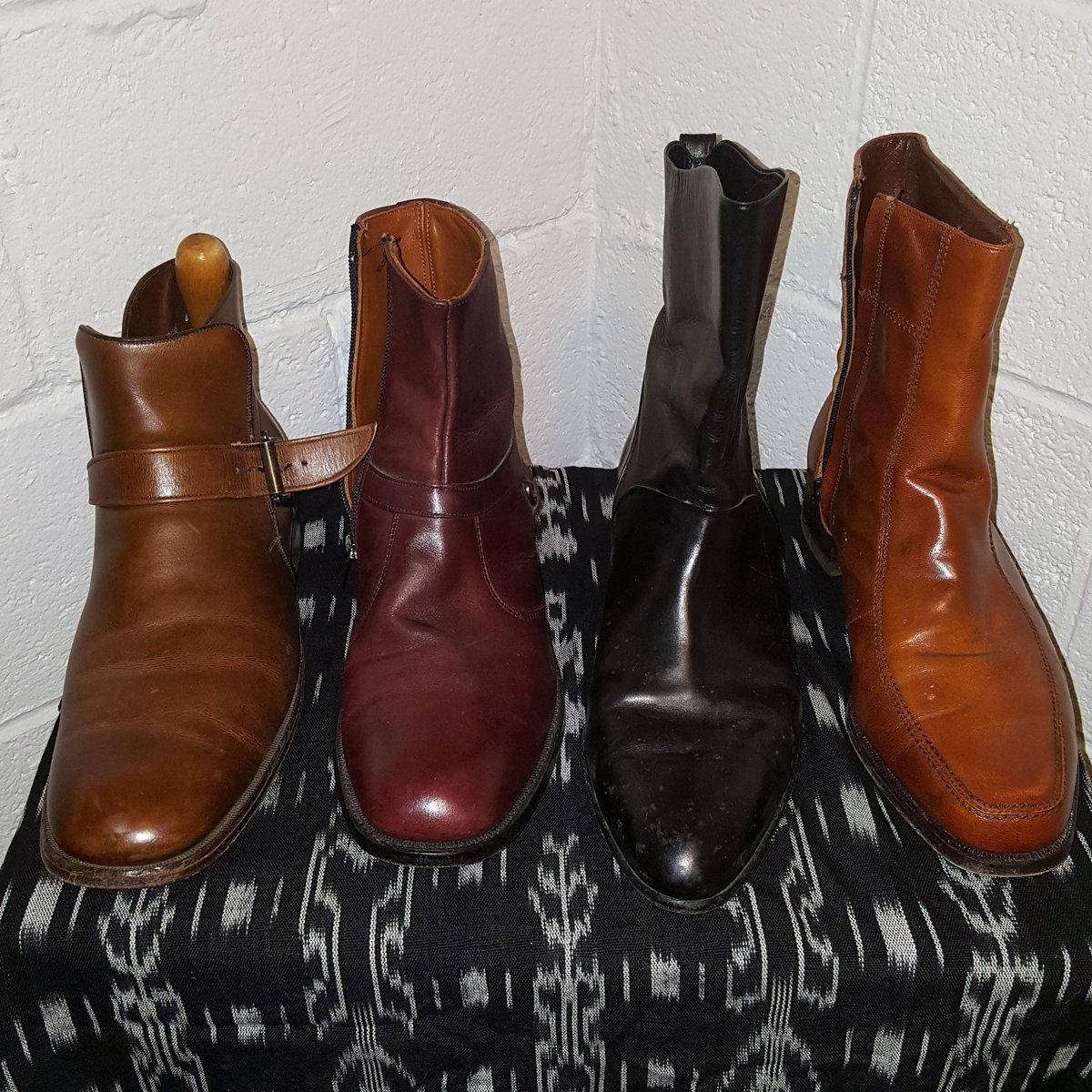HaymonReggie's tweet photo. 4~Sale Vintage Shoe Boots from left to right Allen Edmonds, E.T.Wright, Bally, M Florsheim email me @ reduxclothing.haymon@gmail.com https://t.co/dtI7S39qKS