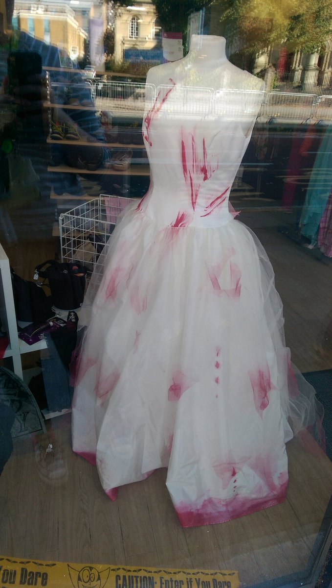 natt12321's tweet photo. Looking to be Halloween Bride? OOAK Halloween costumes @tyhafan Swansea! #upcycling https://t.co/uF5dPK7YnF