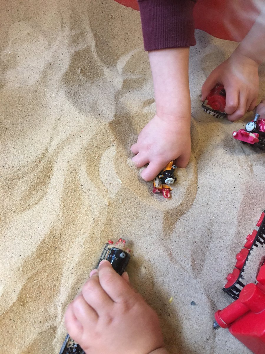 StMaryRedPrim's tweet photo. Welcome to our Curriculum Afternoon! We are designing hair styles &amp; playing in the sand. https://t.co/muZLglMzGy