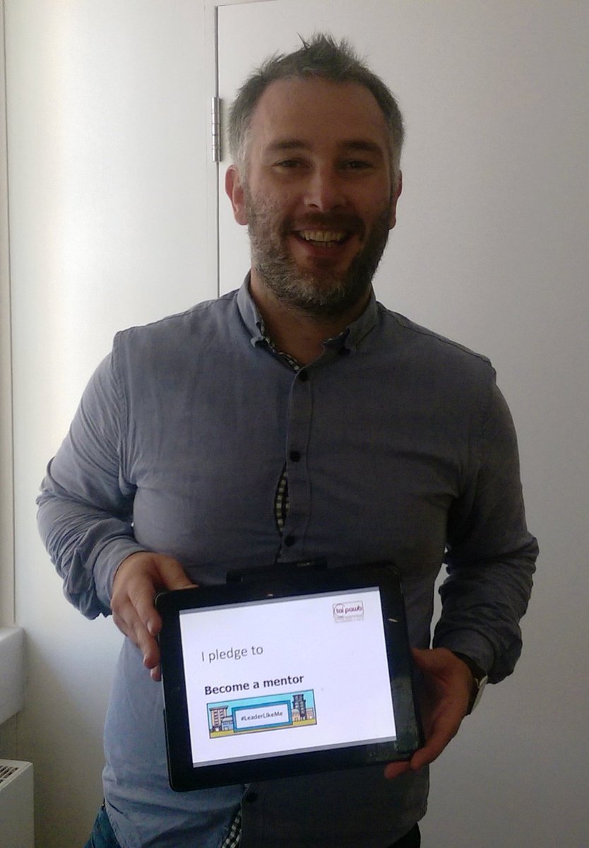 TaiPawb's tweet photo. Fantastic to have your support for #leaderlikeme @Chris_York_ @Mon_Housing https://t.co/MVwKgwGt1N