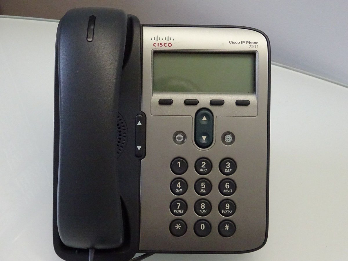 nhmltduk's tweet photo. #Cisco CP-7911G IP phone for £34.99. #Refurbished and tested. https://t.co/OGFdJ3UWi3 #uk #business #startup https://t.co/FziQtftcpW
