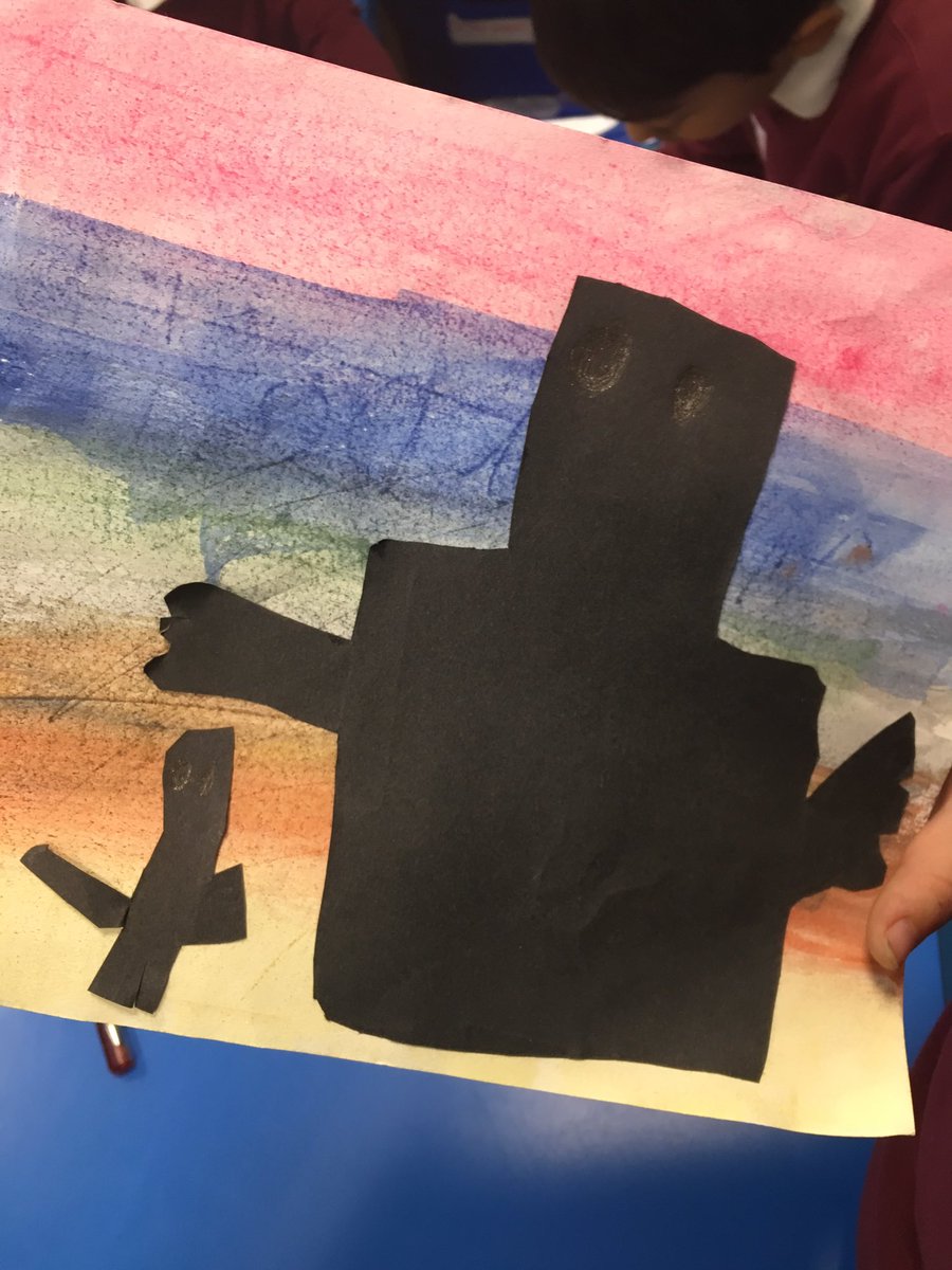 StMaryRedPrim's tweet photo. In 3 Juniper we making Iron Men that can move &amp; silhouette pictures. https://t.co/P71rF5qEze
