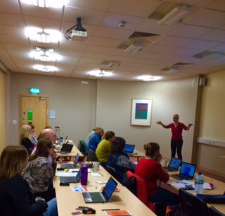 recruit4spouses's tweet photo. Our Military Spouses still going strong in the @freeformers_uk Digital Skills Workshop #Catterick #Empowering our #Milspouse through #Tech https://t.co/RrGTv1EpR1