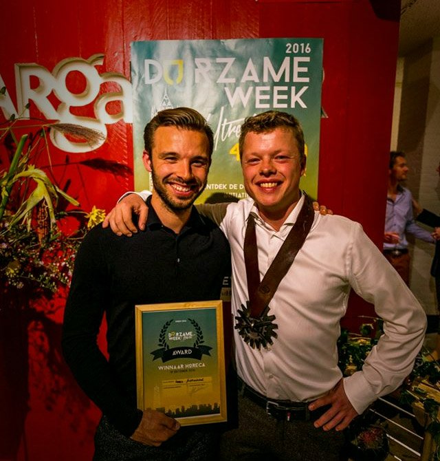 versebiofriet's tweet photo. We zijn verkozen tot duurzaamste horecazaak van Utrecht! 
Bedankt voor al jullie stemmen! 
Bedankt @duurzame_week voor het mogelijk maken! https://t.co/cNU8UeC4pR