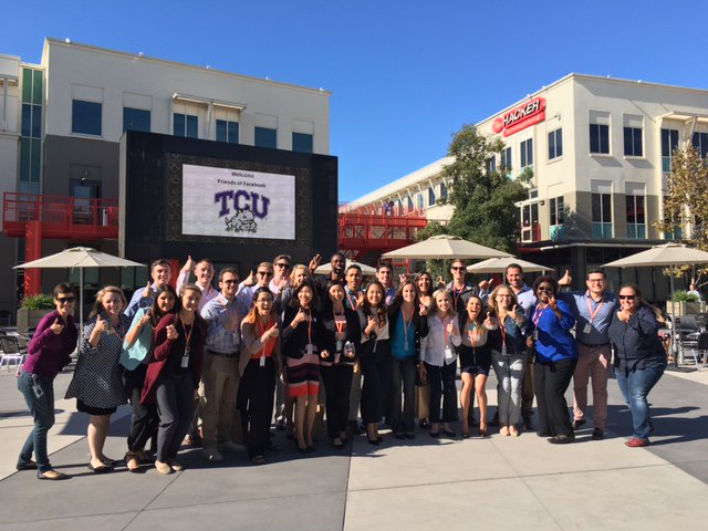 NeeleySchoolTCU's tweet image. Look at the big welcome @TCU Neeley School students got when visiting Facebook HQ in NorCal.
