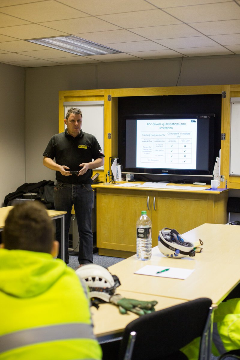 For first class traffic management training courses. You choose the course to suit your exact needs, we deliver it! besafe-training.co.uk
